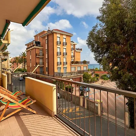 Ligure Per Vacanze Aparthotel Pietra Ligure