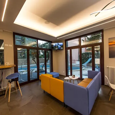 Ligure Per Vacanze Aparthotel Pietra Ligure