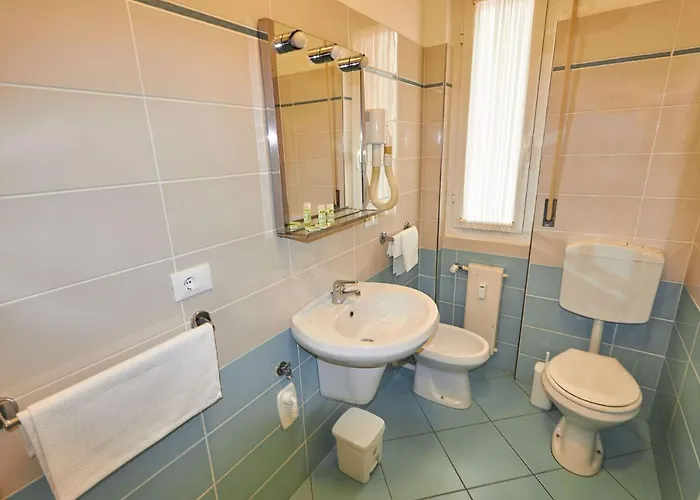 Ligure Per Vacanze 3* 피에트라리구레