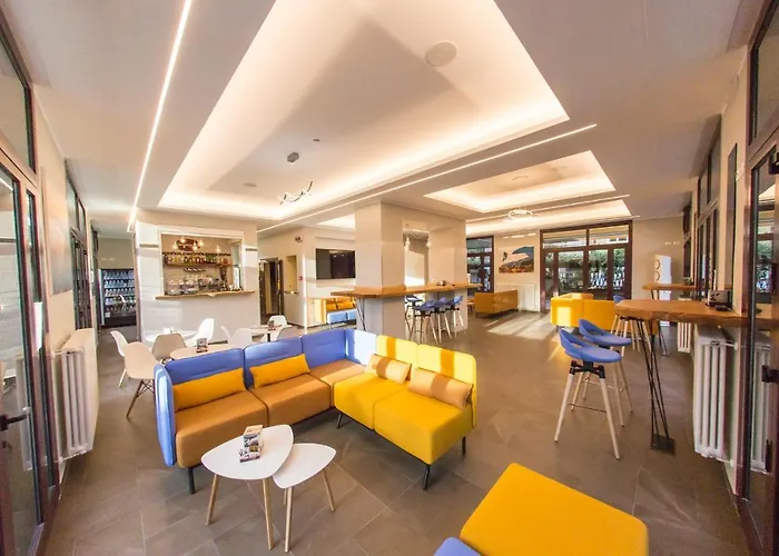 Aparthotel Ligure Per Vacanze Pietra Ligure