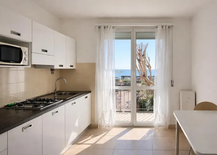 Ligure Per Vacanze Aparthotel Pietra Ligure